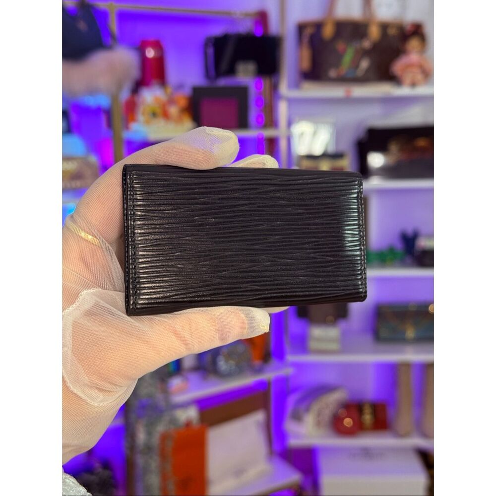 Louis Vuitton Black Epi Leather 4 Ring Key Case Wallet Vintage - Picture 3 of 8